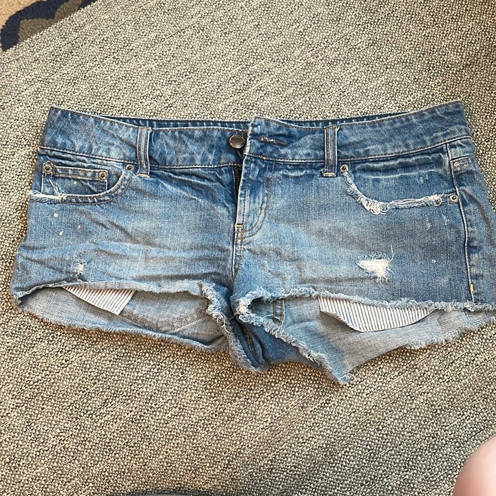American eagle distressed jean shorts sz 10